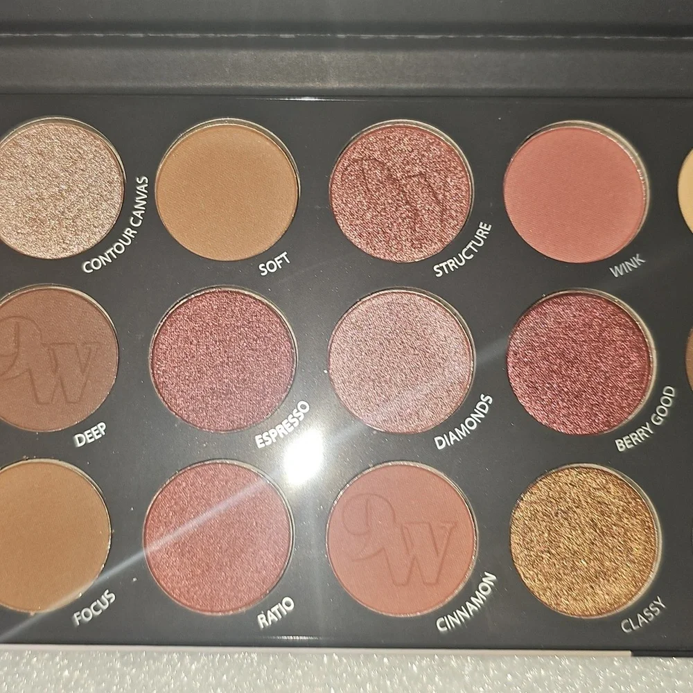 Nine West Sculpt & Shade Eye Collection - Multi-Color 24PC Eyeshadow Palette